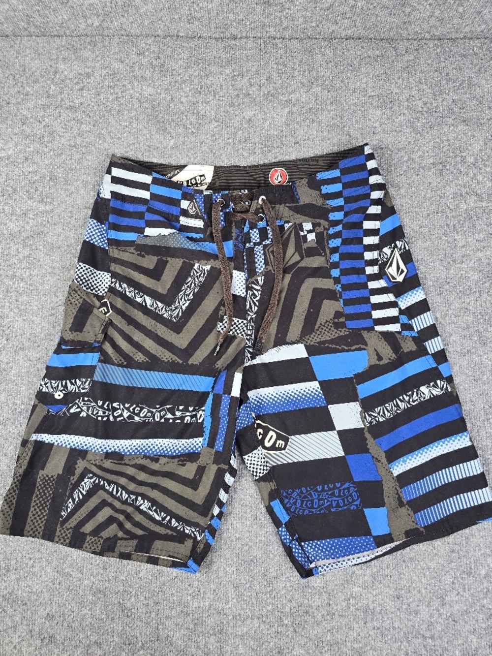 Volcom Maguro Impression Geometric Boardshorts Swim Trunks Men's Size 32